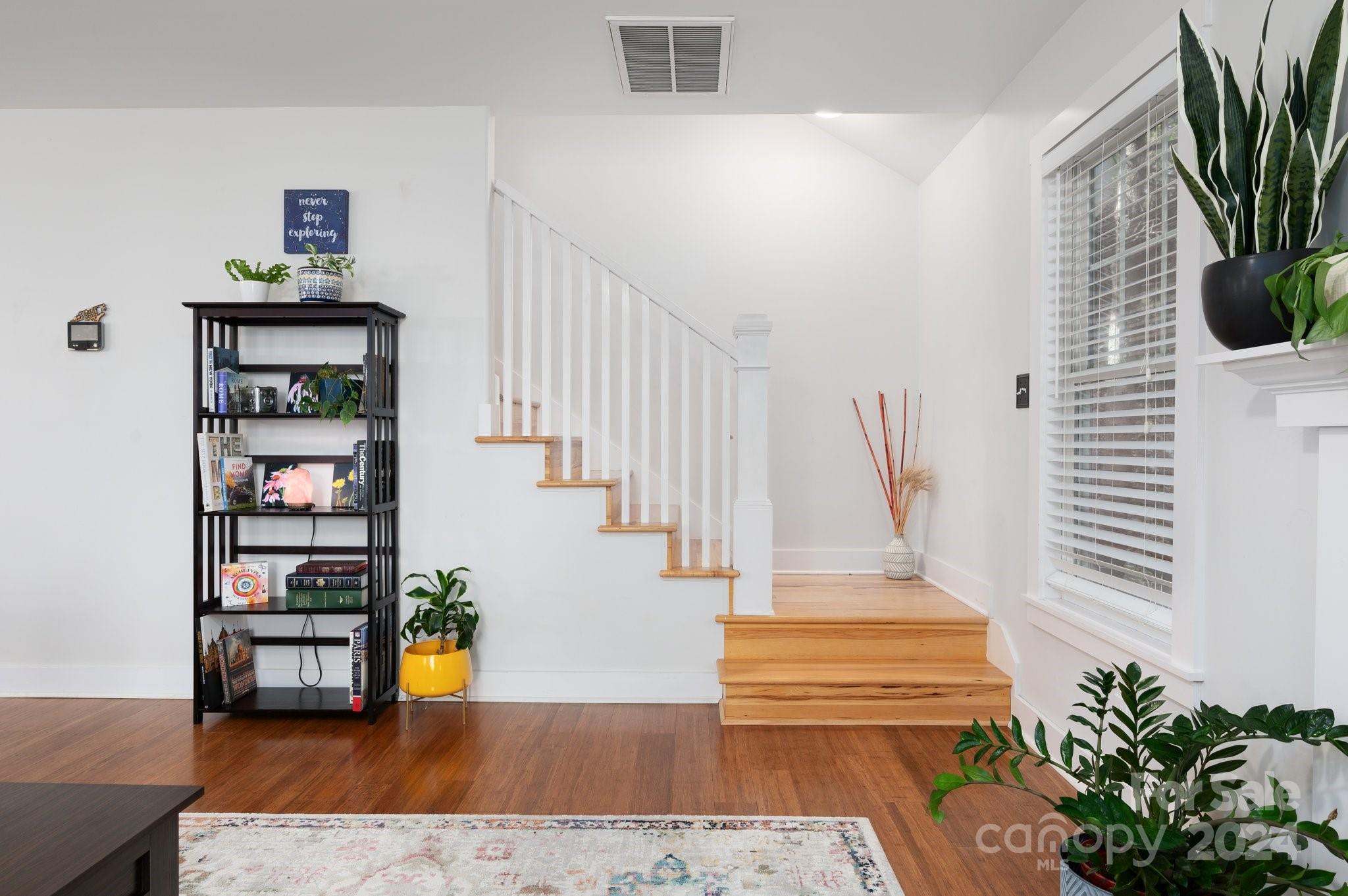 Village at Knotty Alder Court - Residential