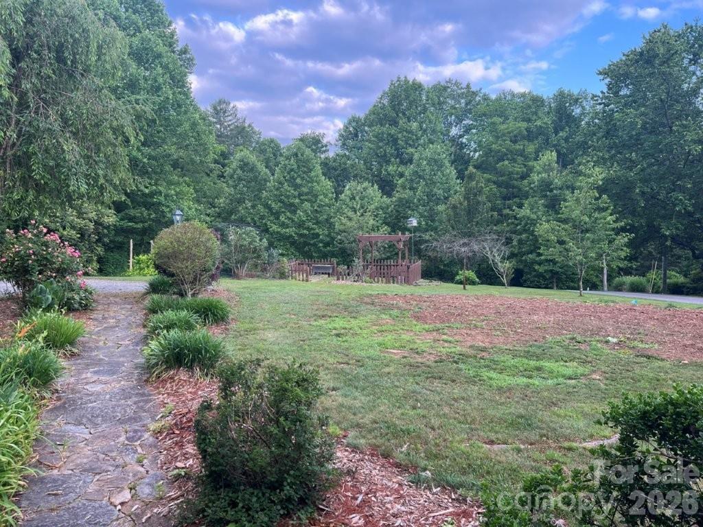 325 Ewbank Road