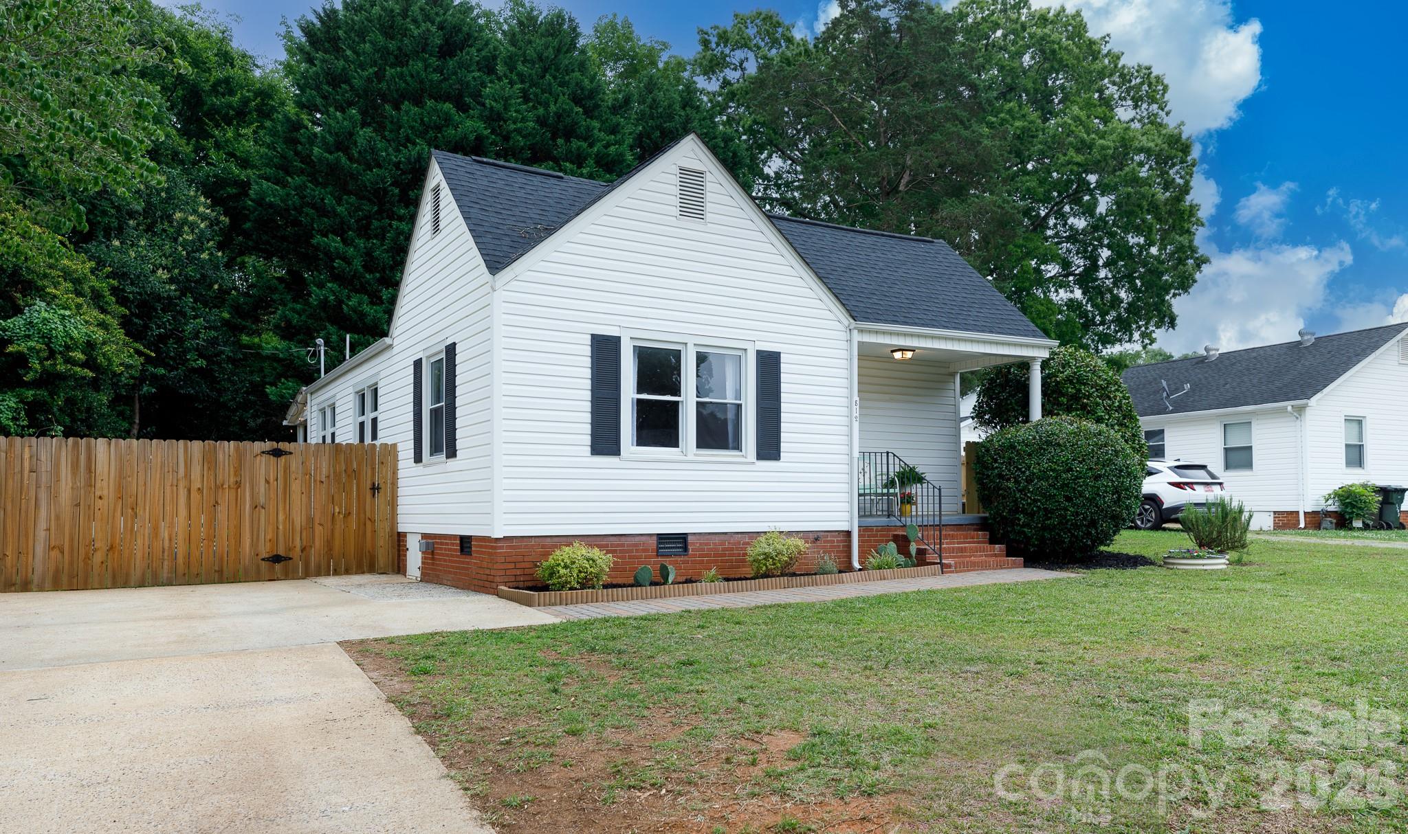 812 Patton Street