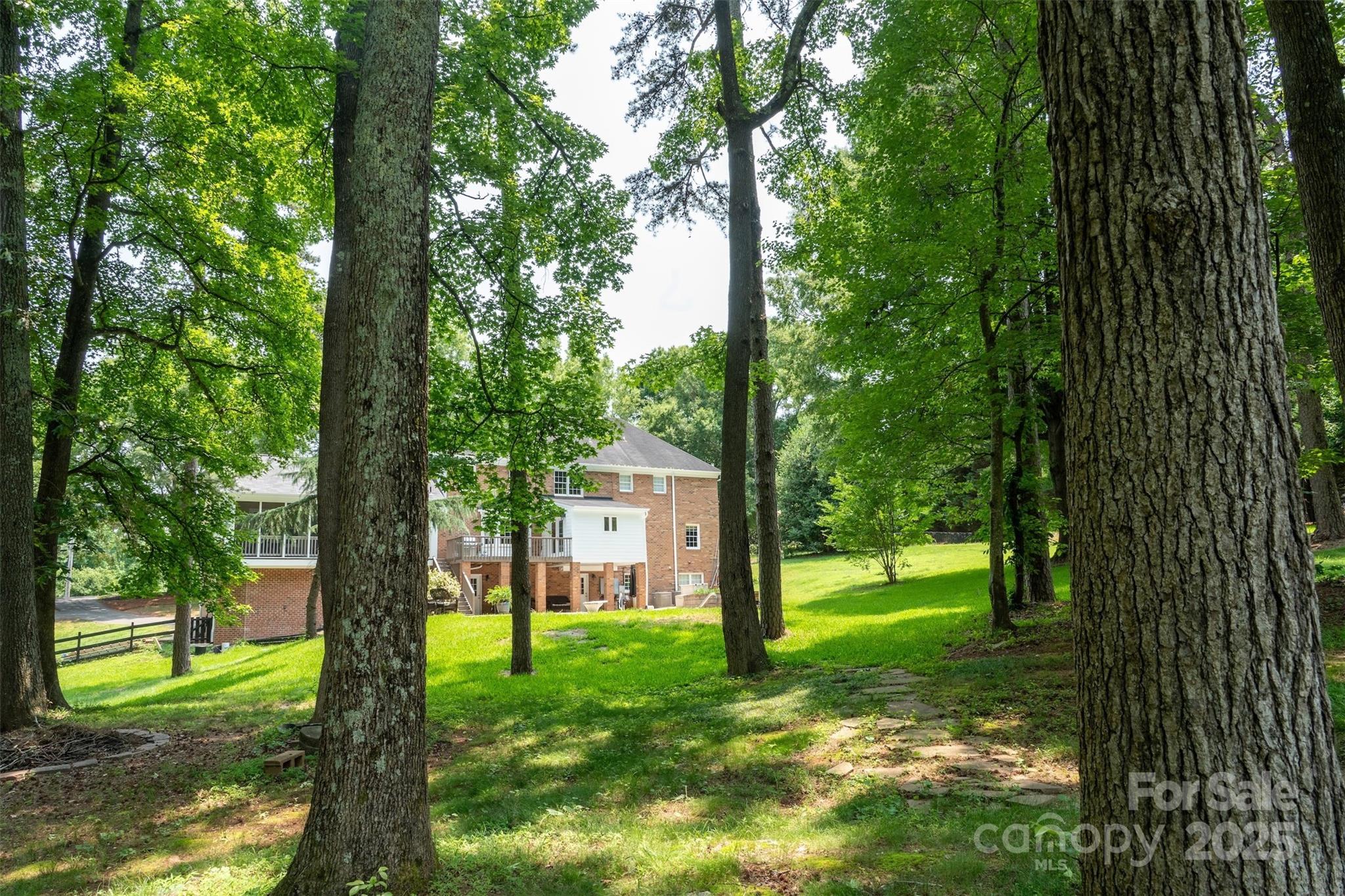315 Red Barn Trail
