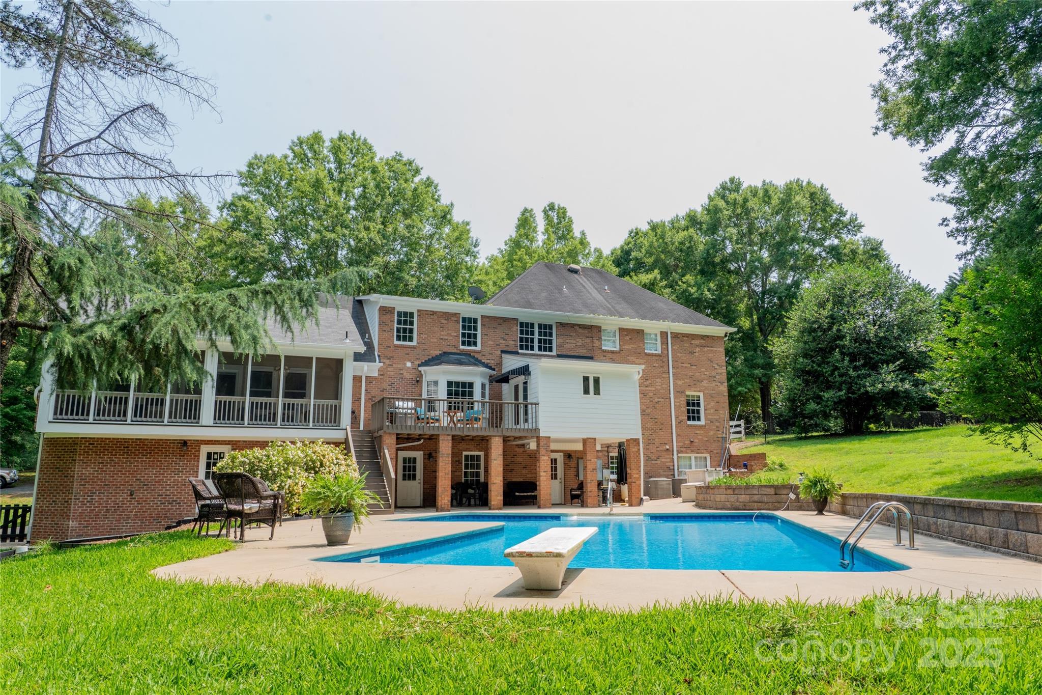 315 Red Barn Trail