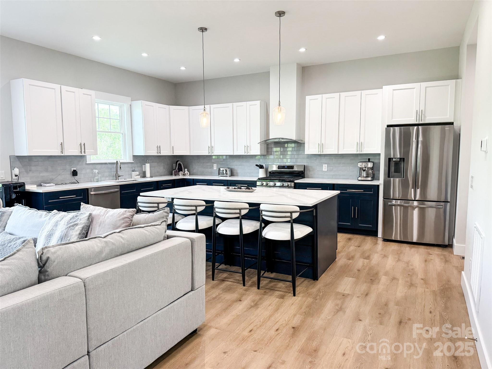 154 Amblers Knoll Road