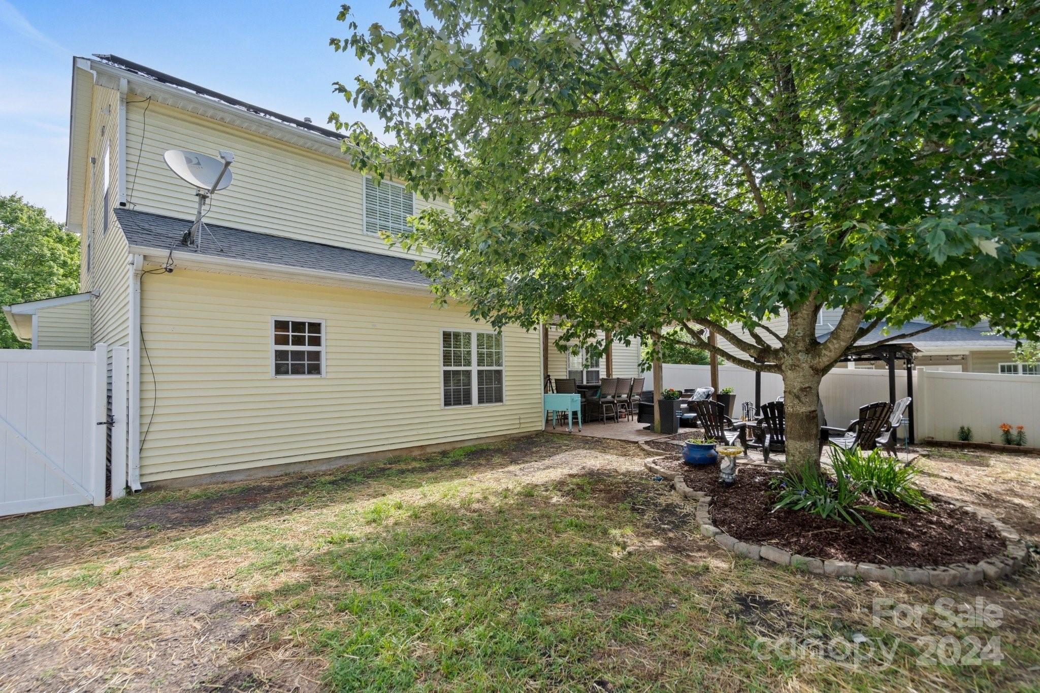 Oakhurst - Residential