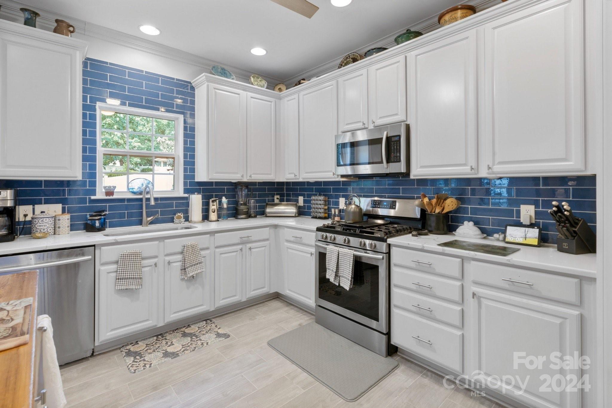 Oakhurst - Residential