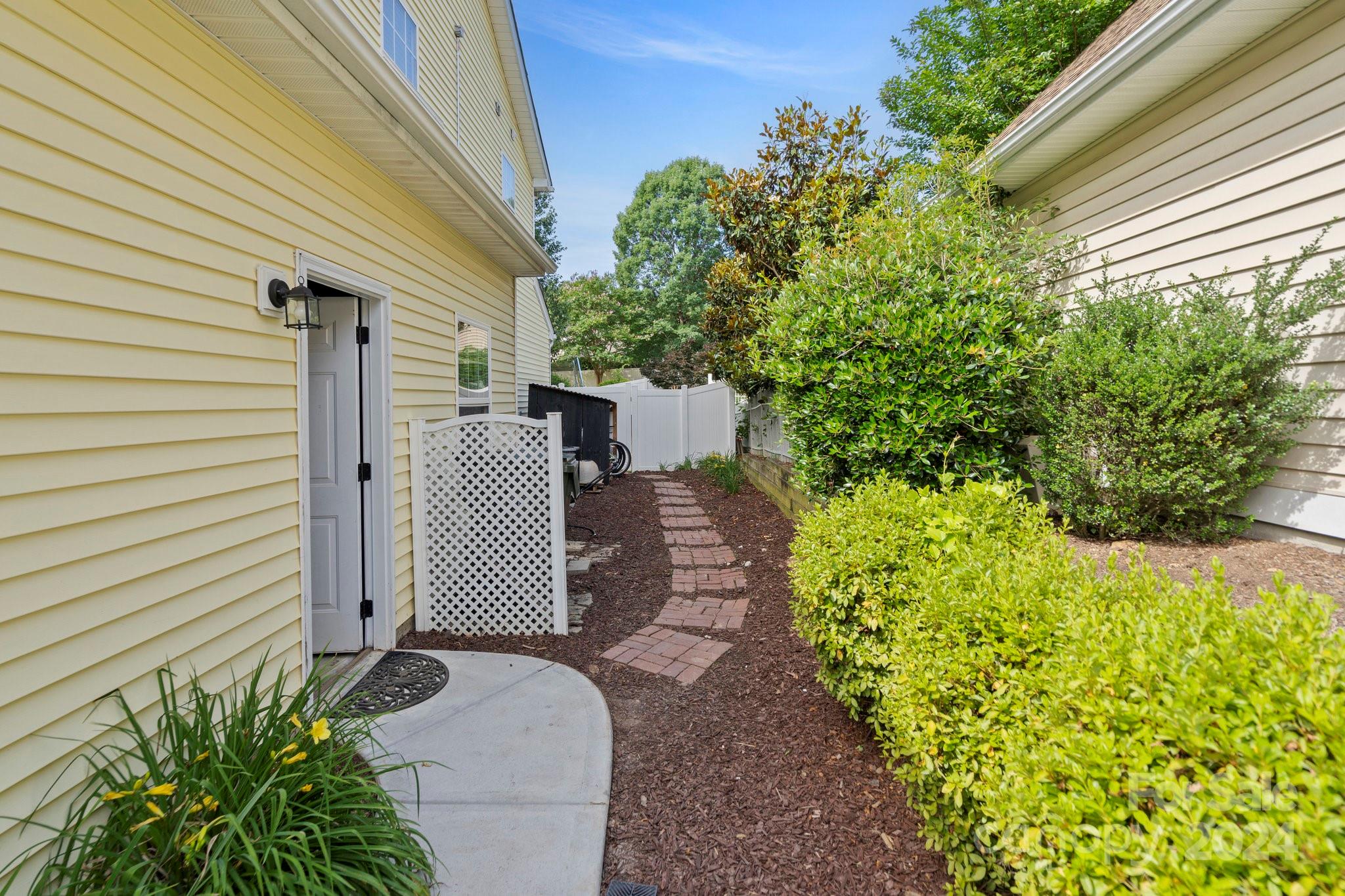 Oakhurst - Residential