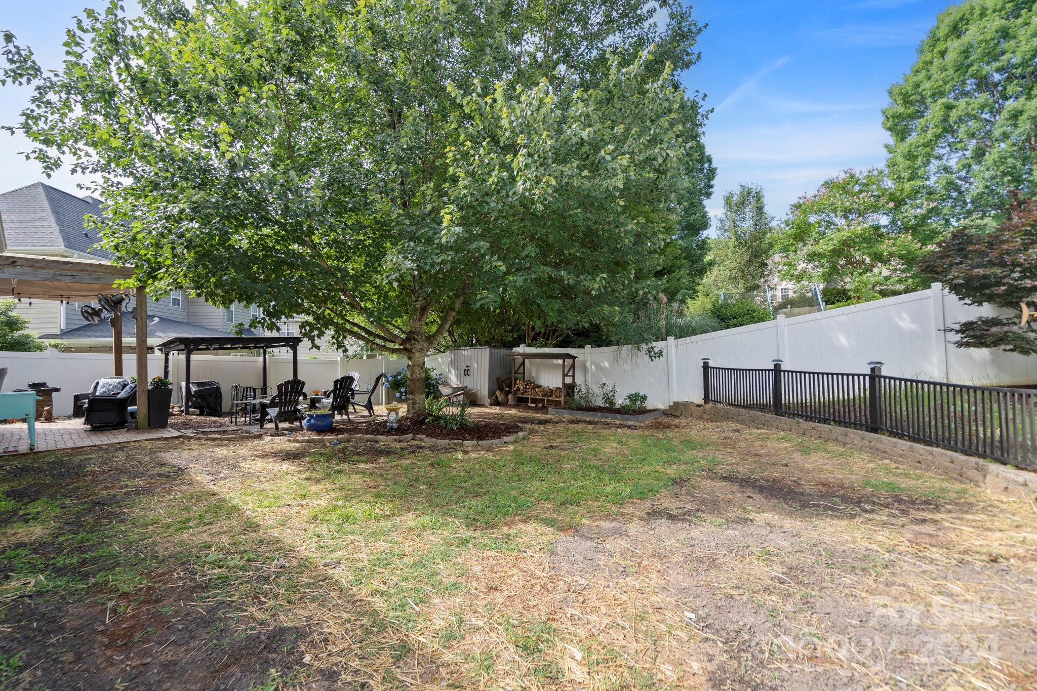 Oakhurst - Residential