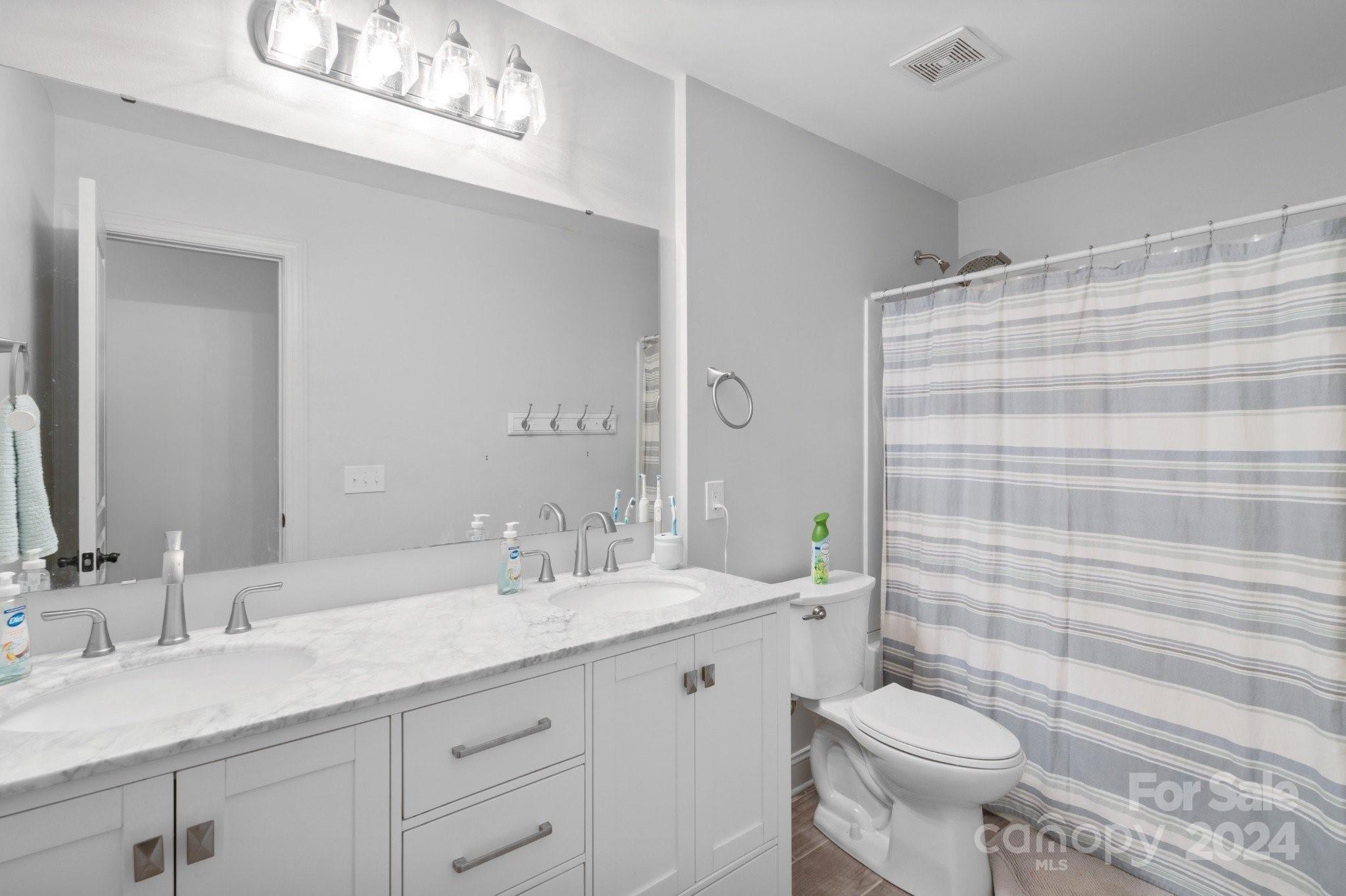 Oakhurst - Residential