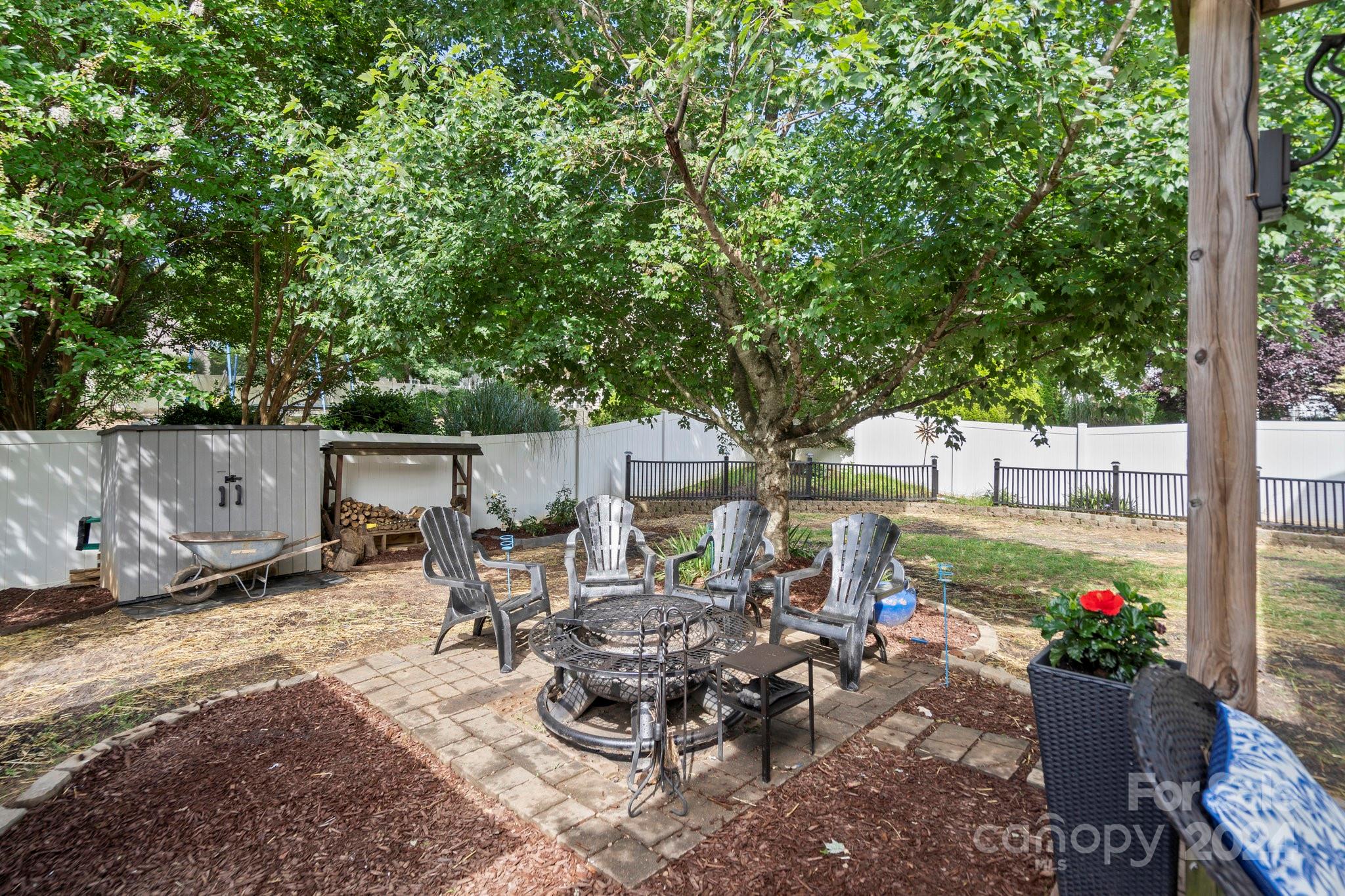 Oakhurst - Residential