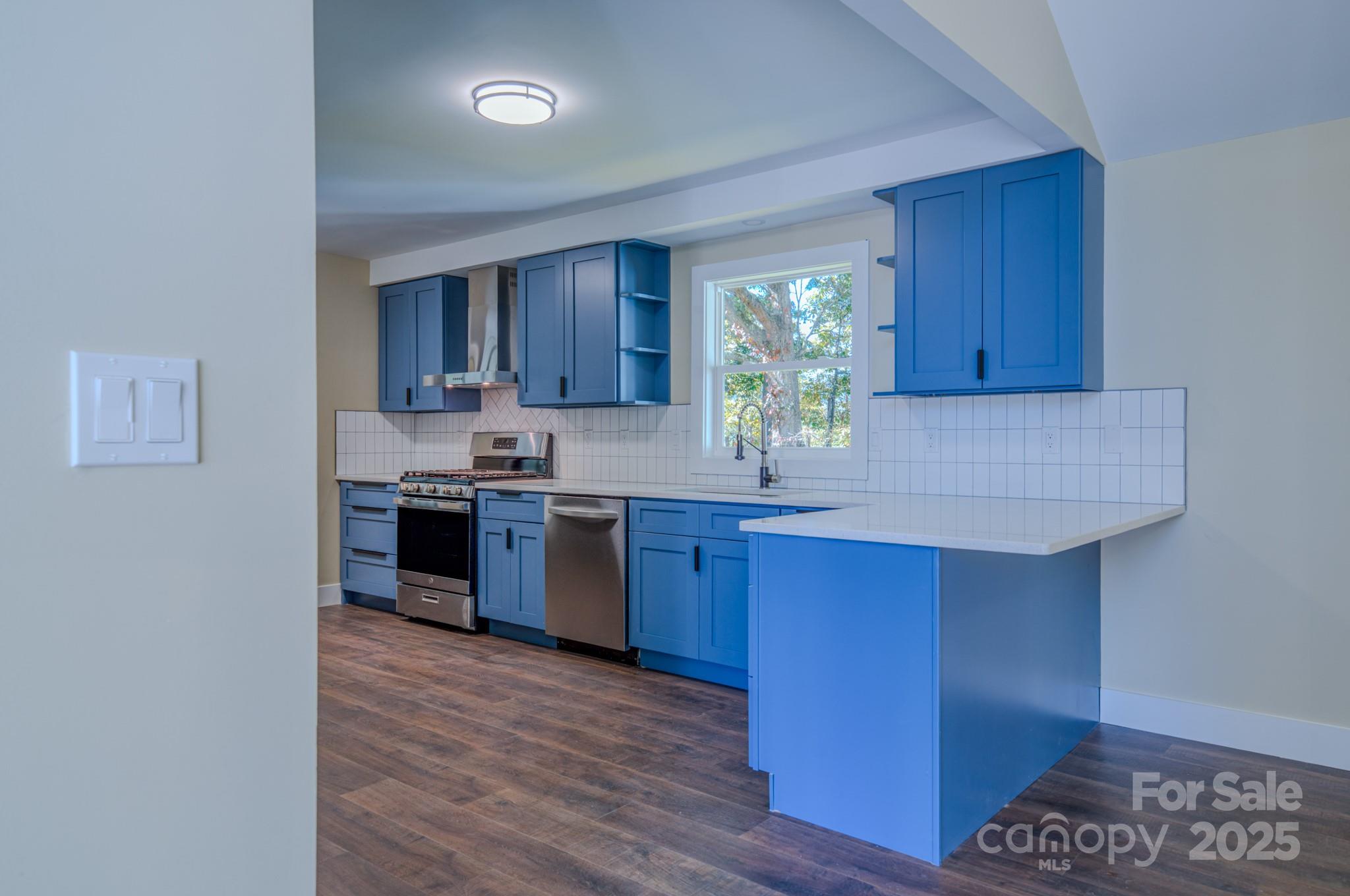 59 Knollview Drive