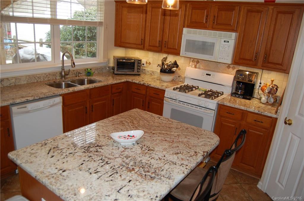 Rocky River Crossing - Residential