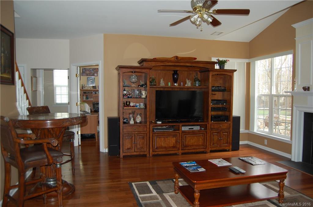 Rocky River Crossing - Residential