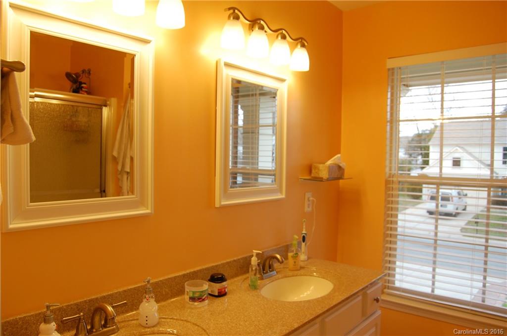 Rocky River Crossing - Residential