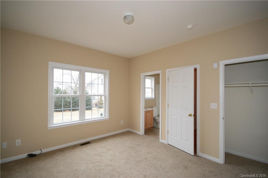 Hampton Ridge Ii - Residential Lease