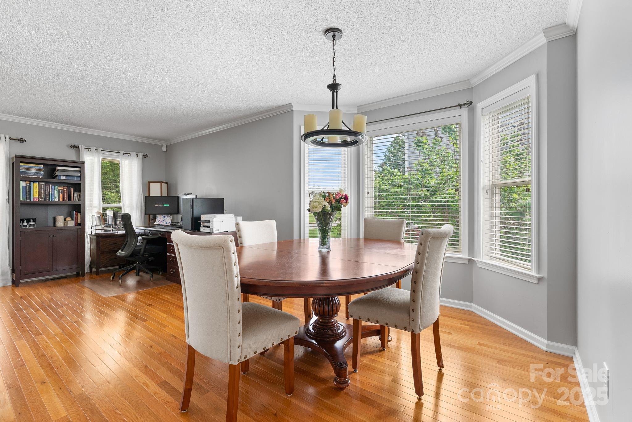 338 English Oak Road