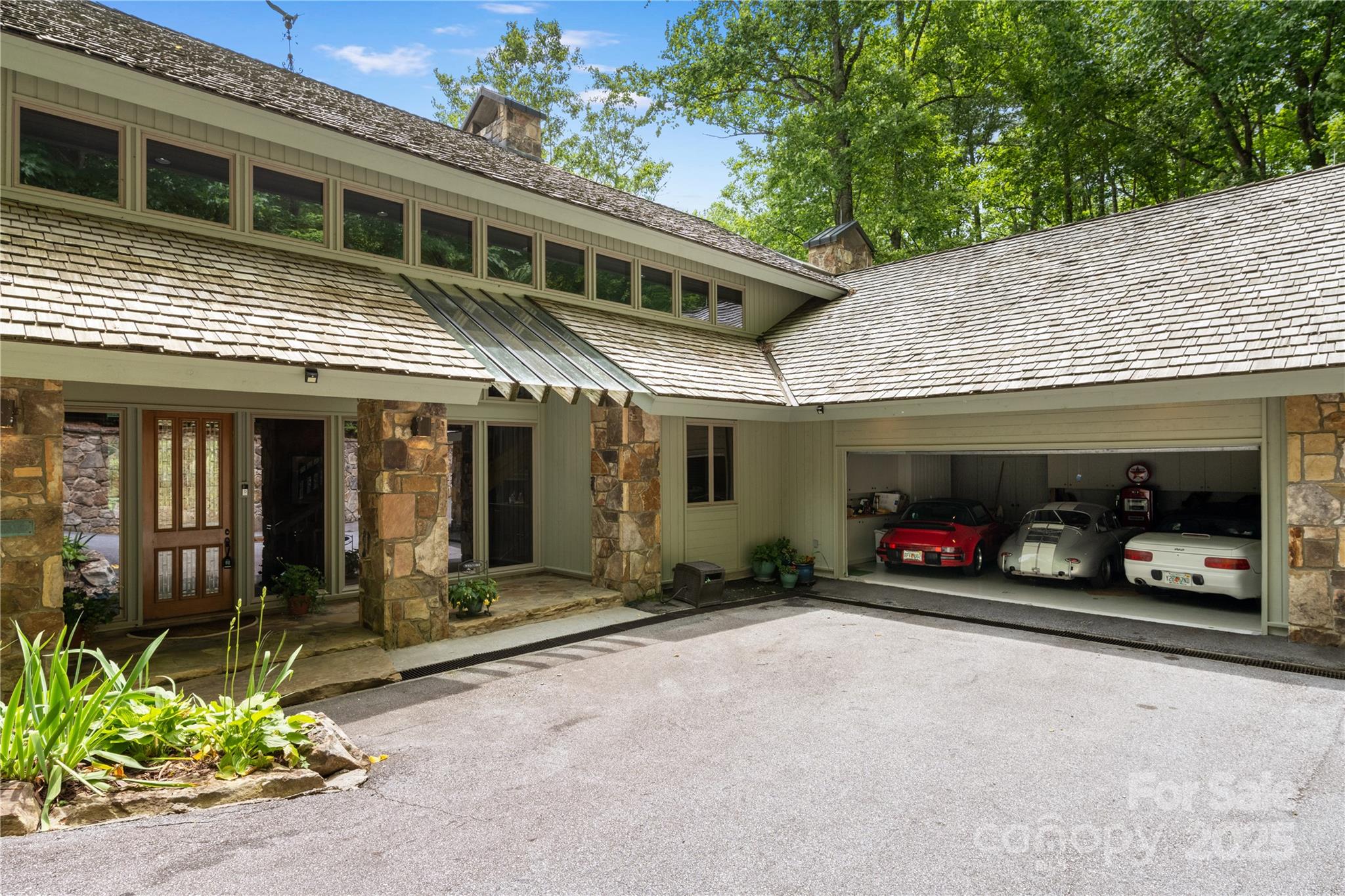 56 The Rapids Road