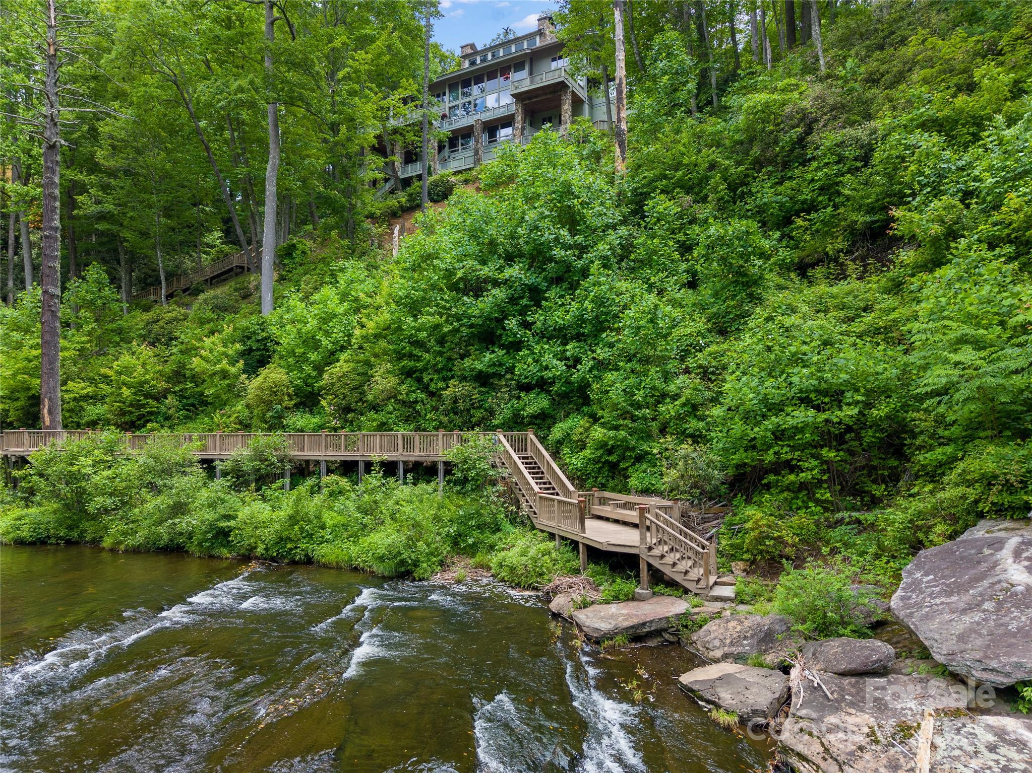 56 The Rapids Road