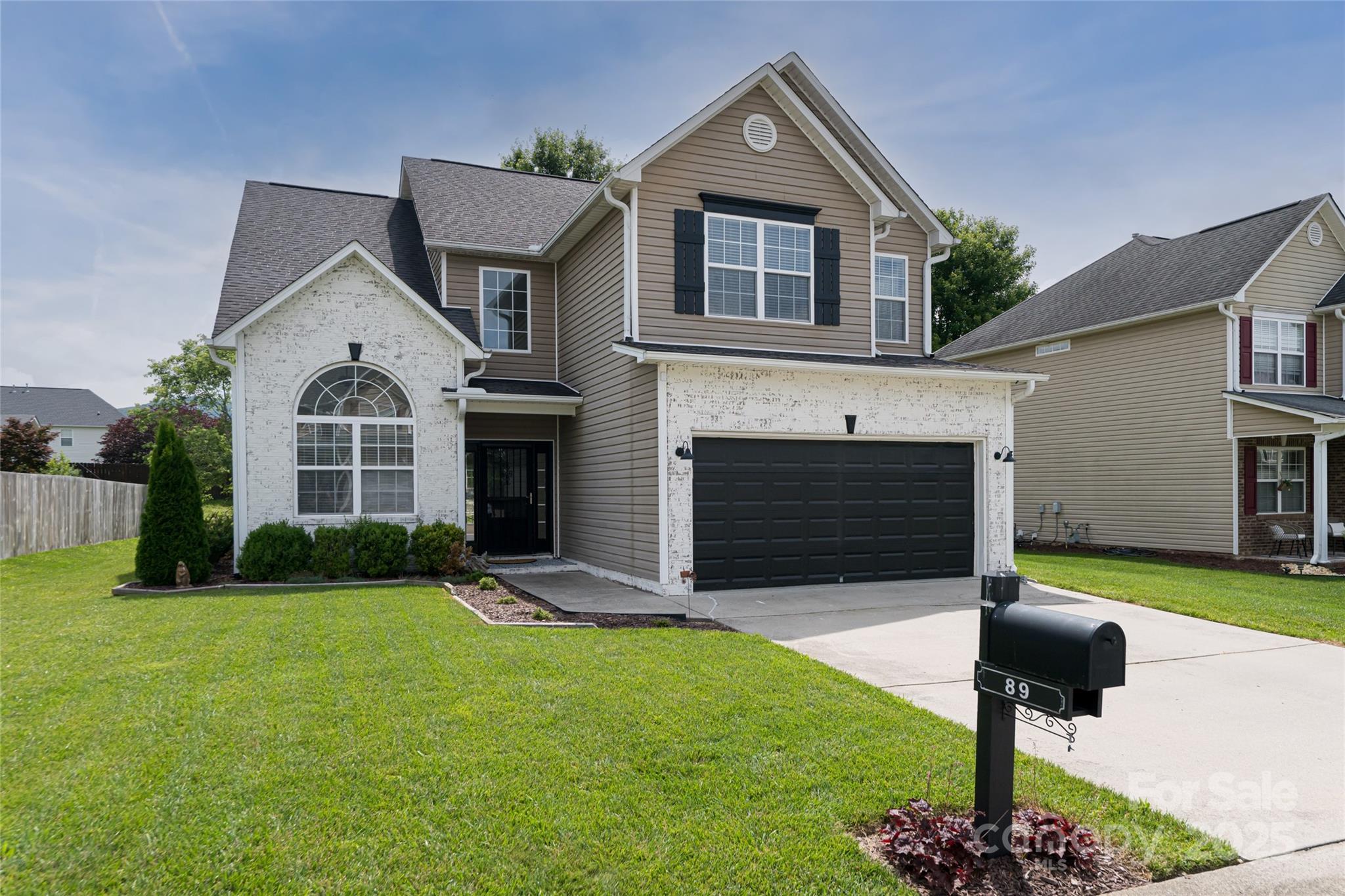 89 Woodfern Road