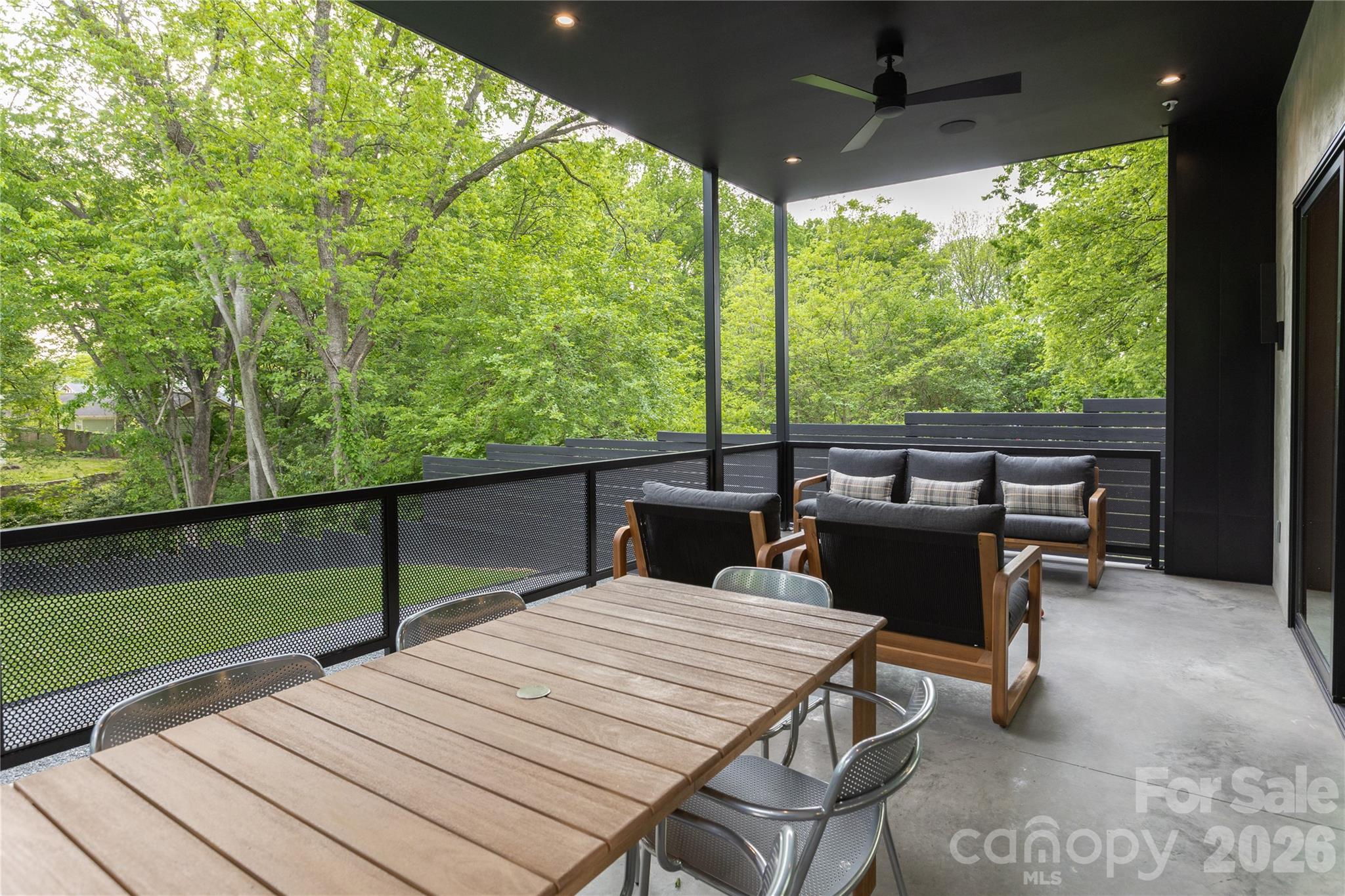 The Arts District - Residential