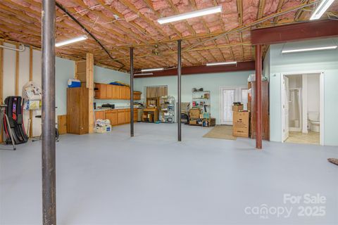 listing image 40