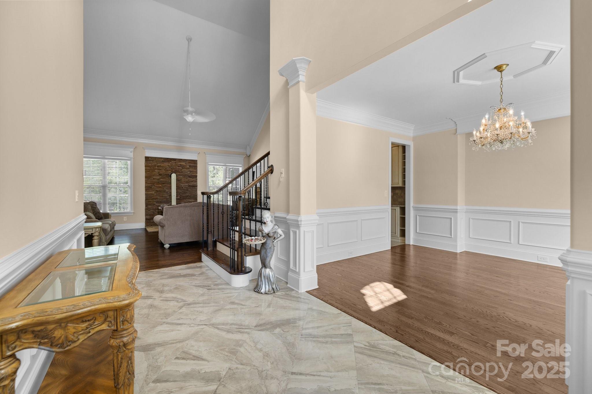 LAUREL CREEK - Residential