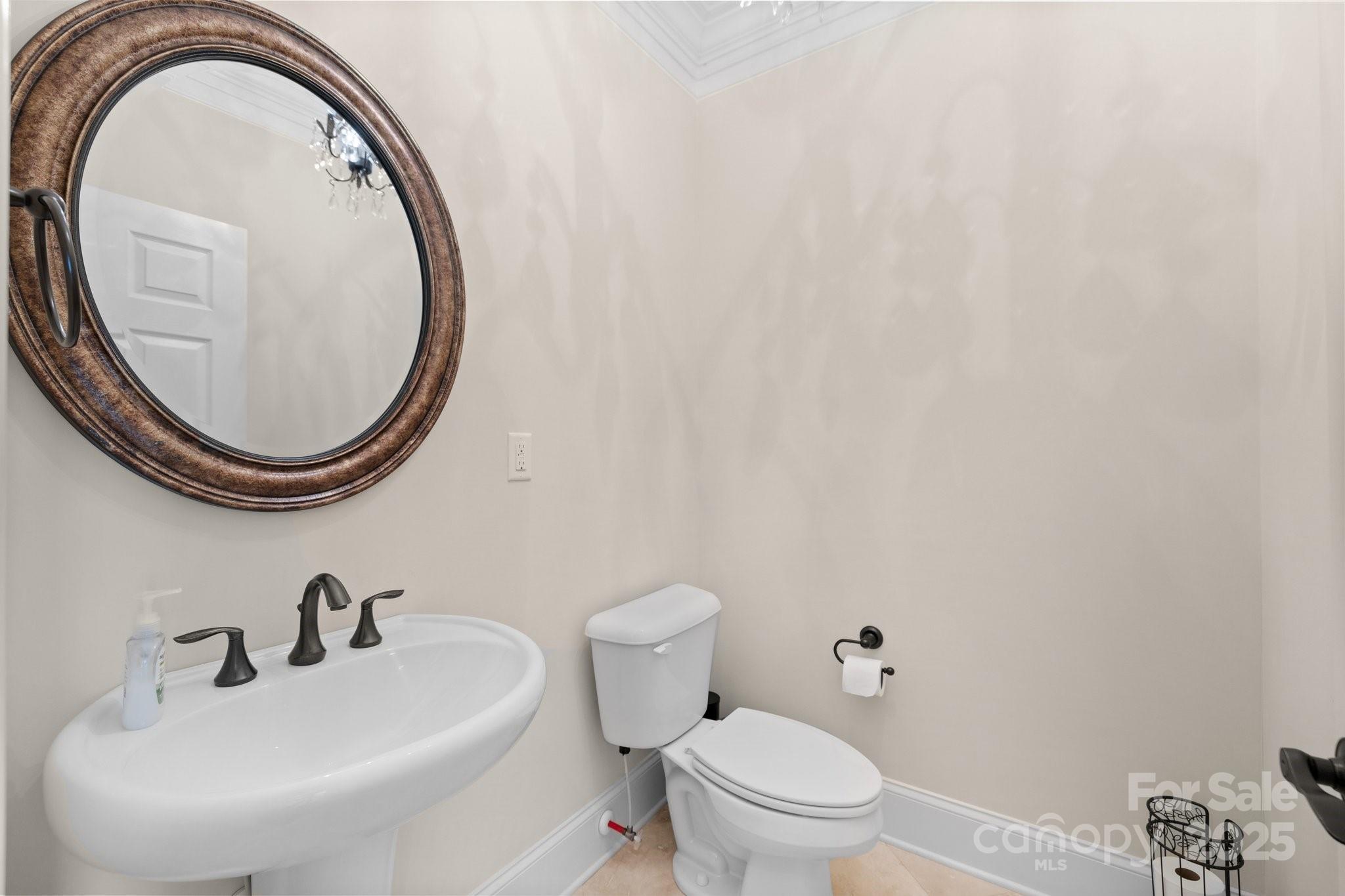 LAUREL CREEK - Residential