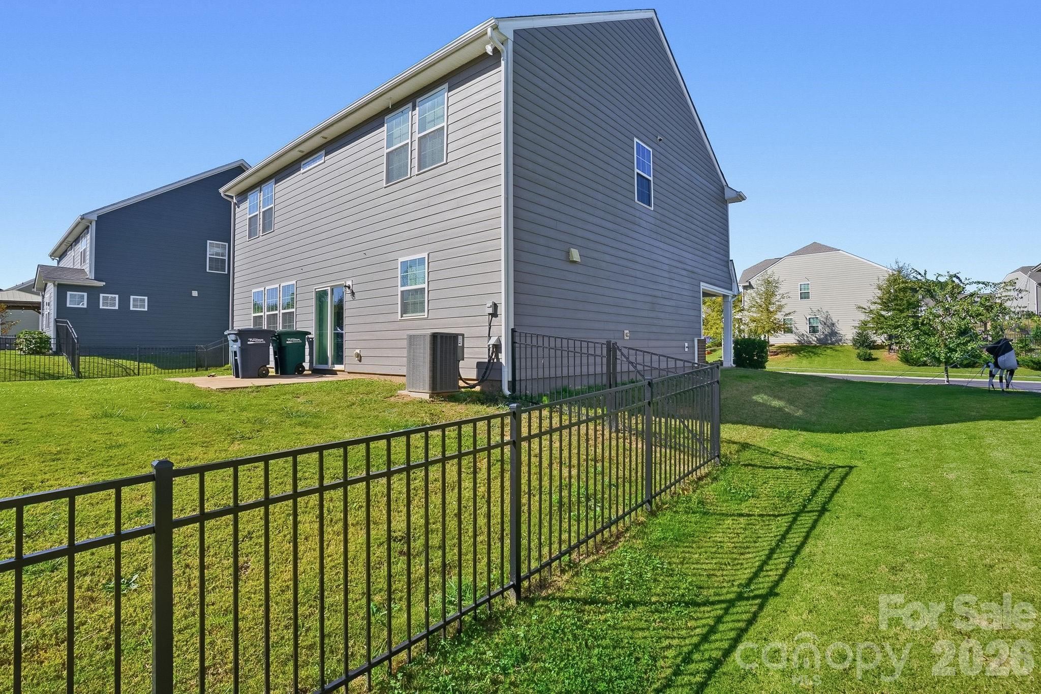 Falls Cove at Lake Norman - Residential