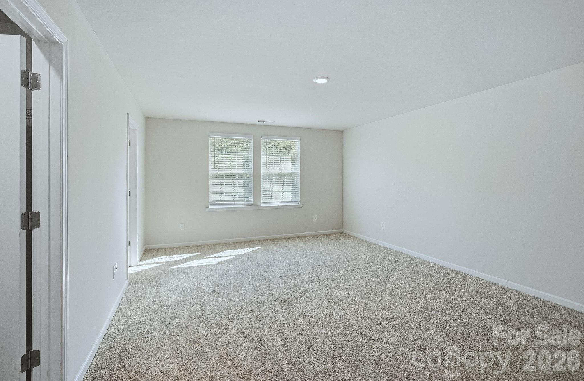 Falls Cove at Lake Norman - Residential