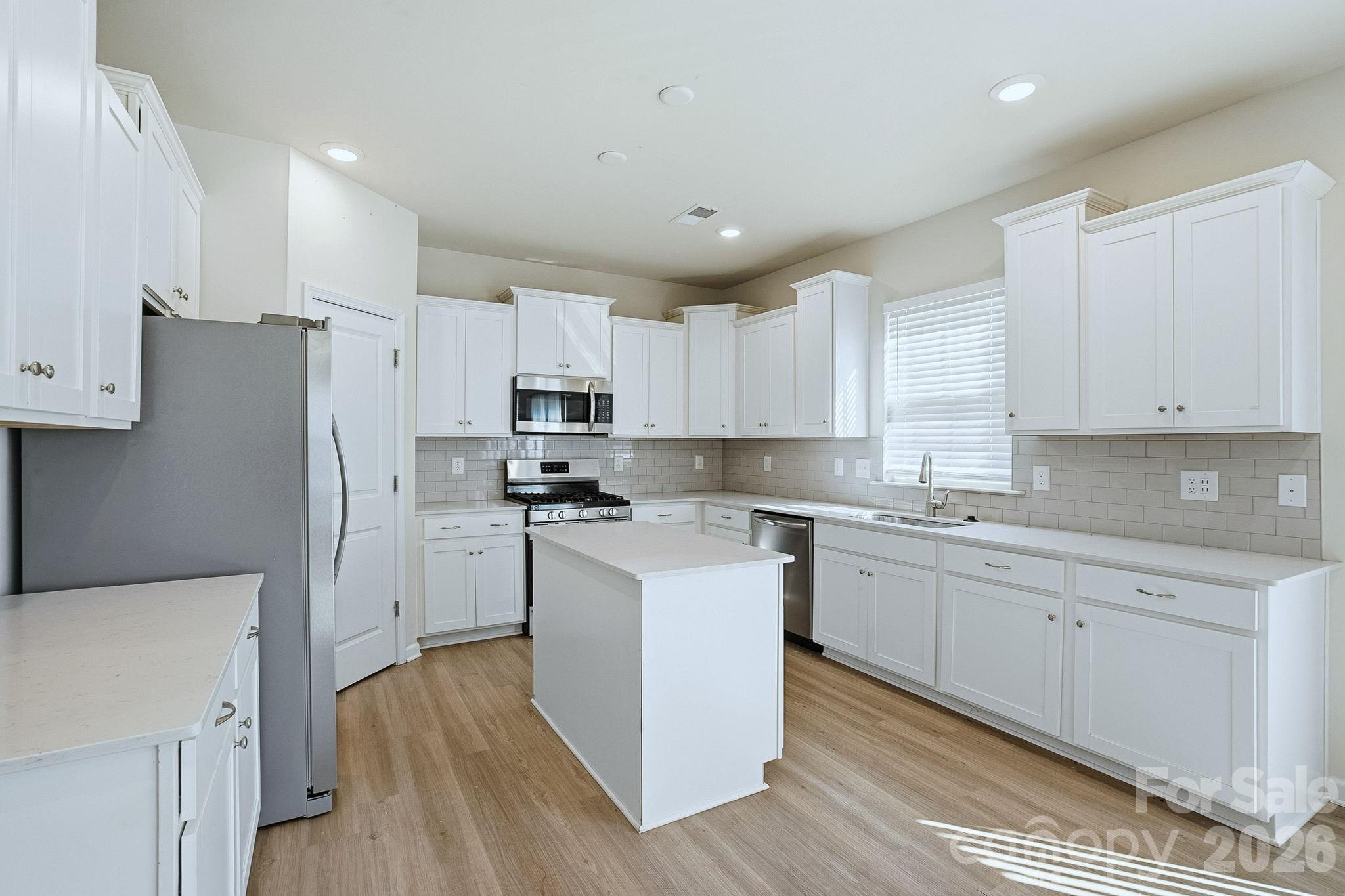 Falls Cove at Lake Norman - Residential