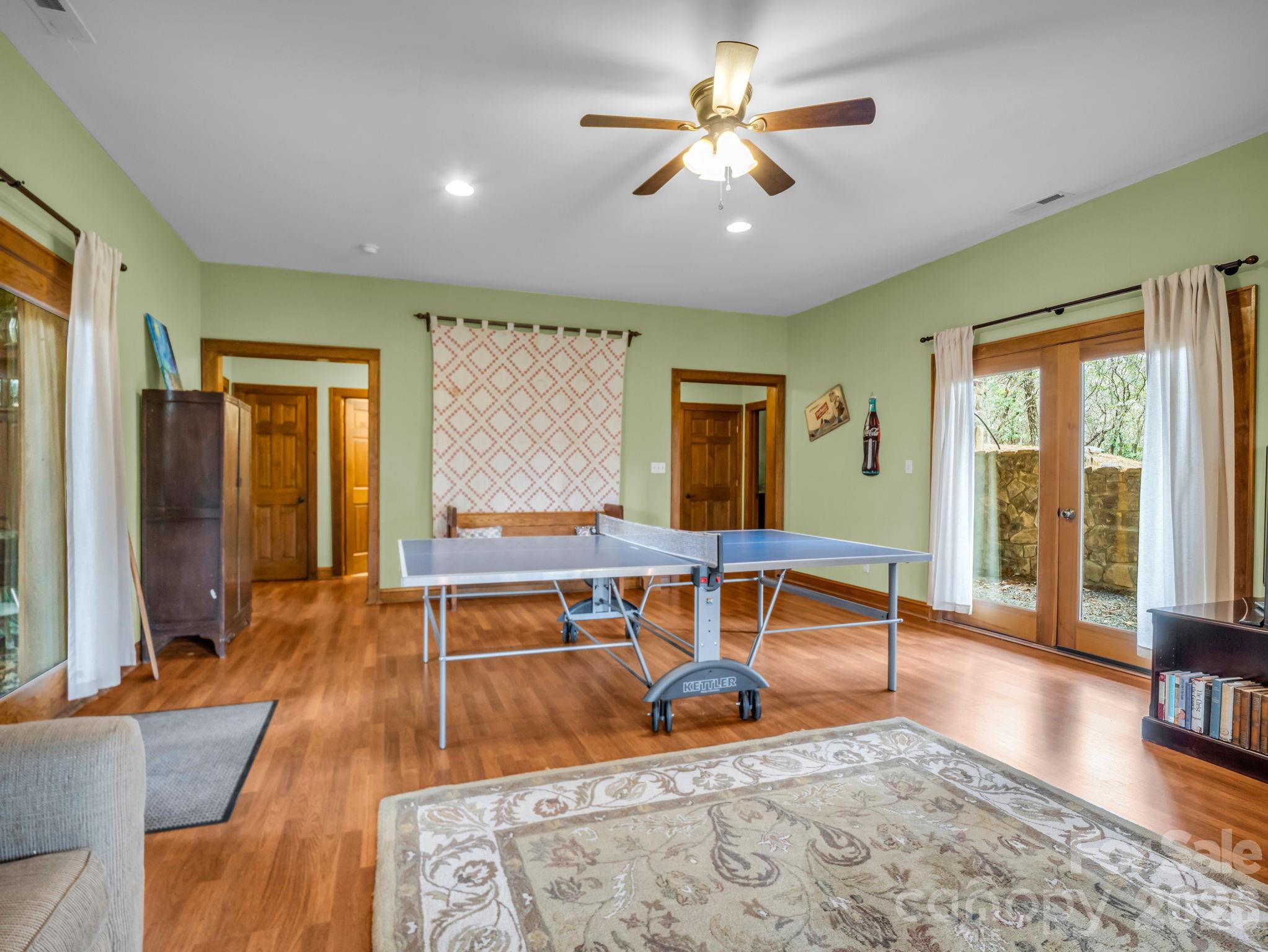 Creston - Residential