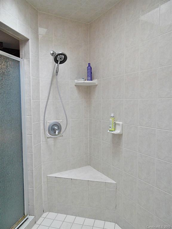 Lake Shore - Residential