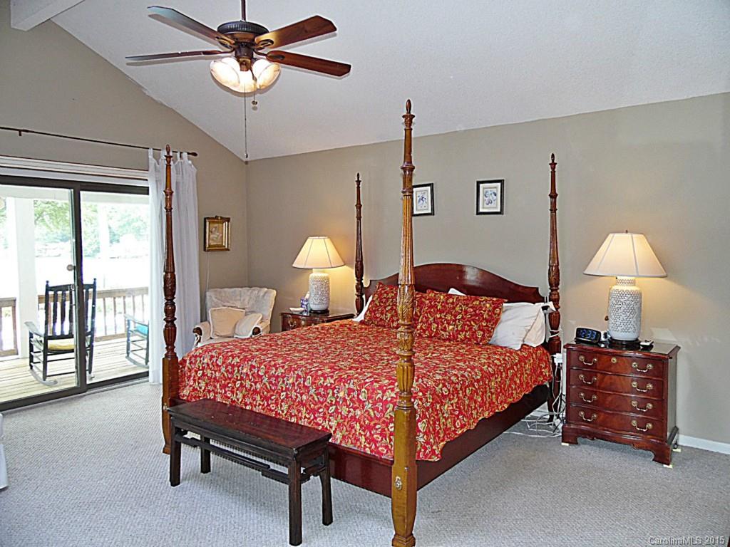 Lake Shore - Residential