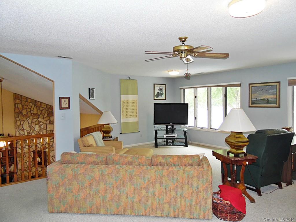 Lake Shore - Residential