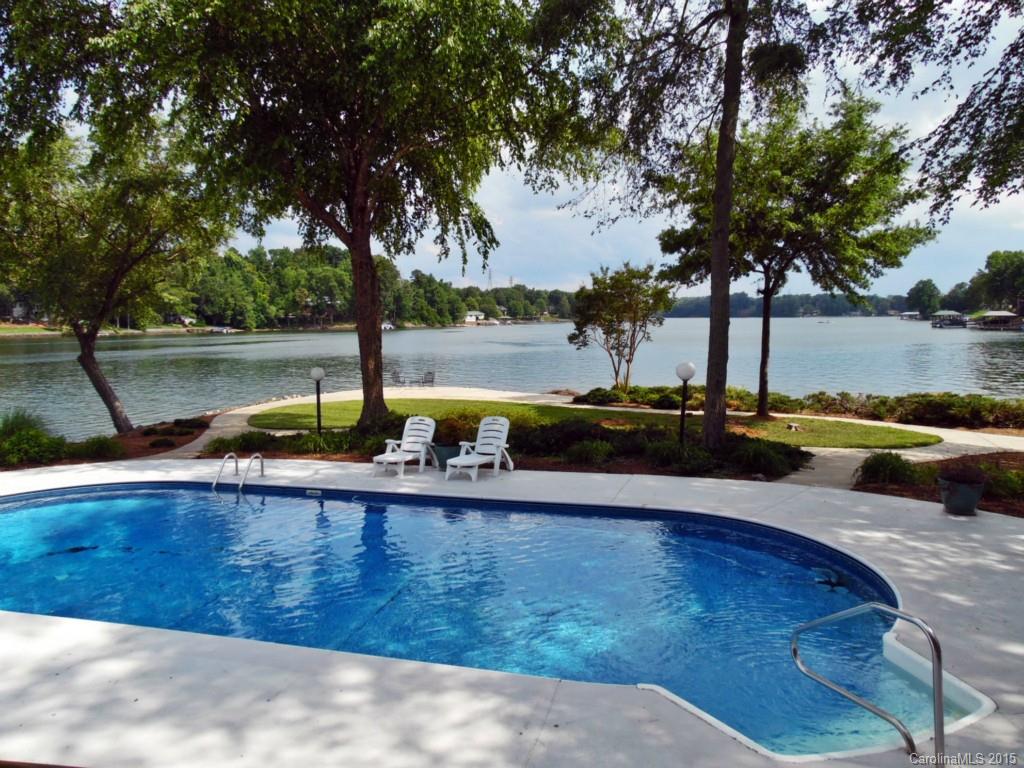 Lake Shore - Residential