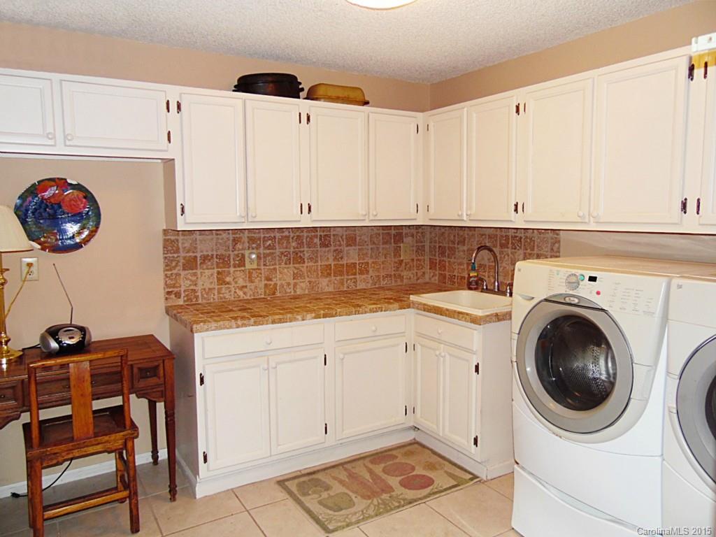 Lake Shore - Residential