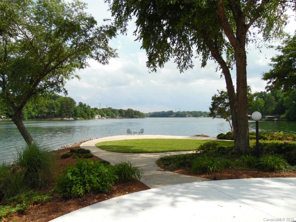 Lake Shore - Residential