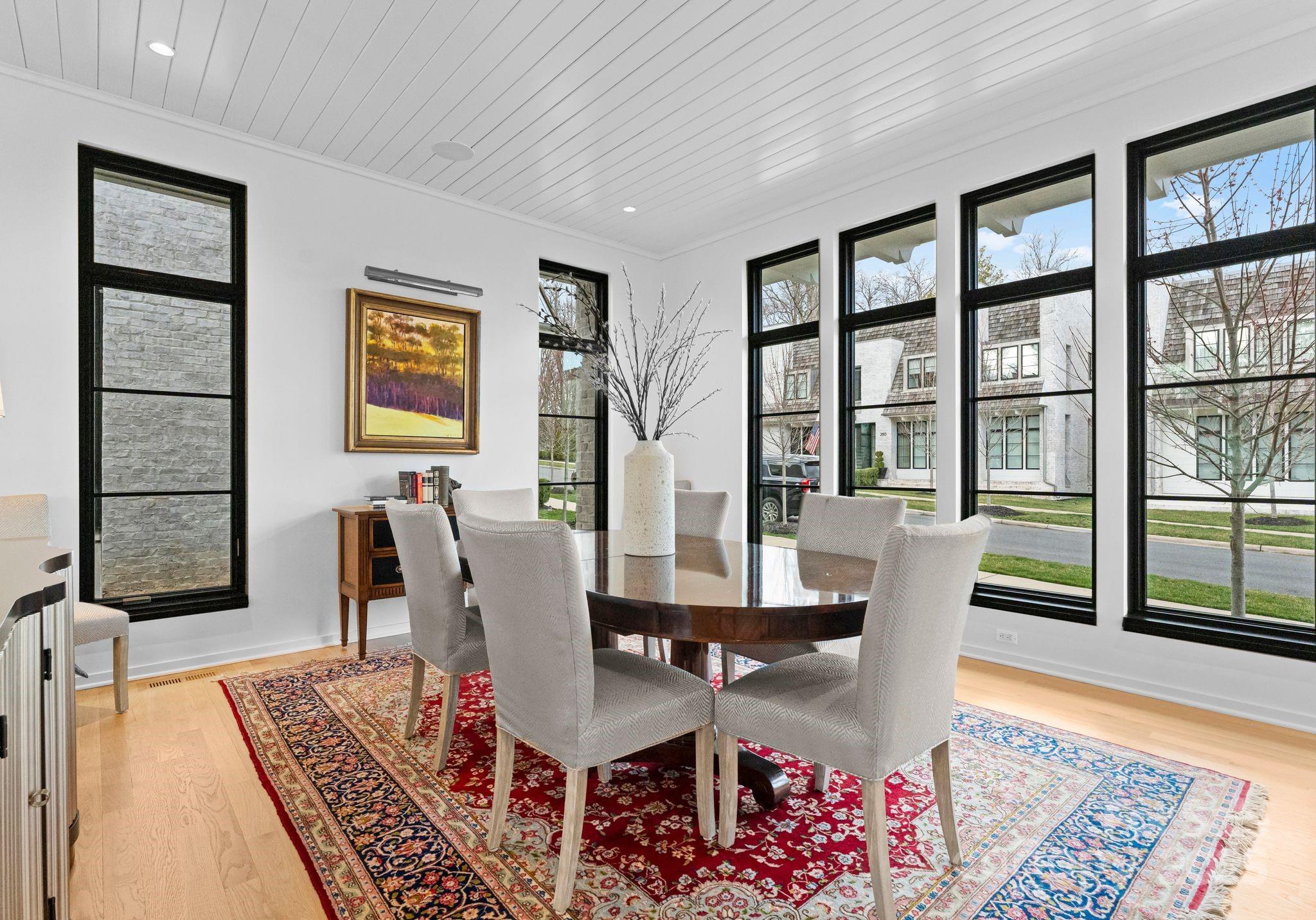 Kenwood Sharon Lane - Residential