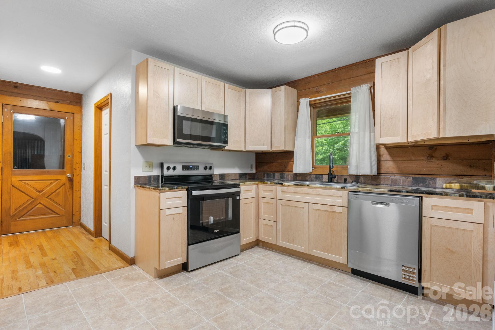 3206 Fork Mountain Road