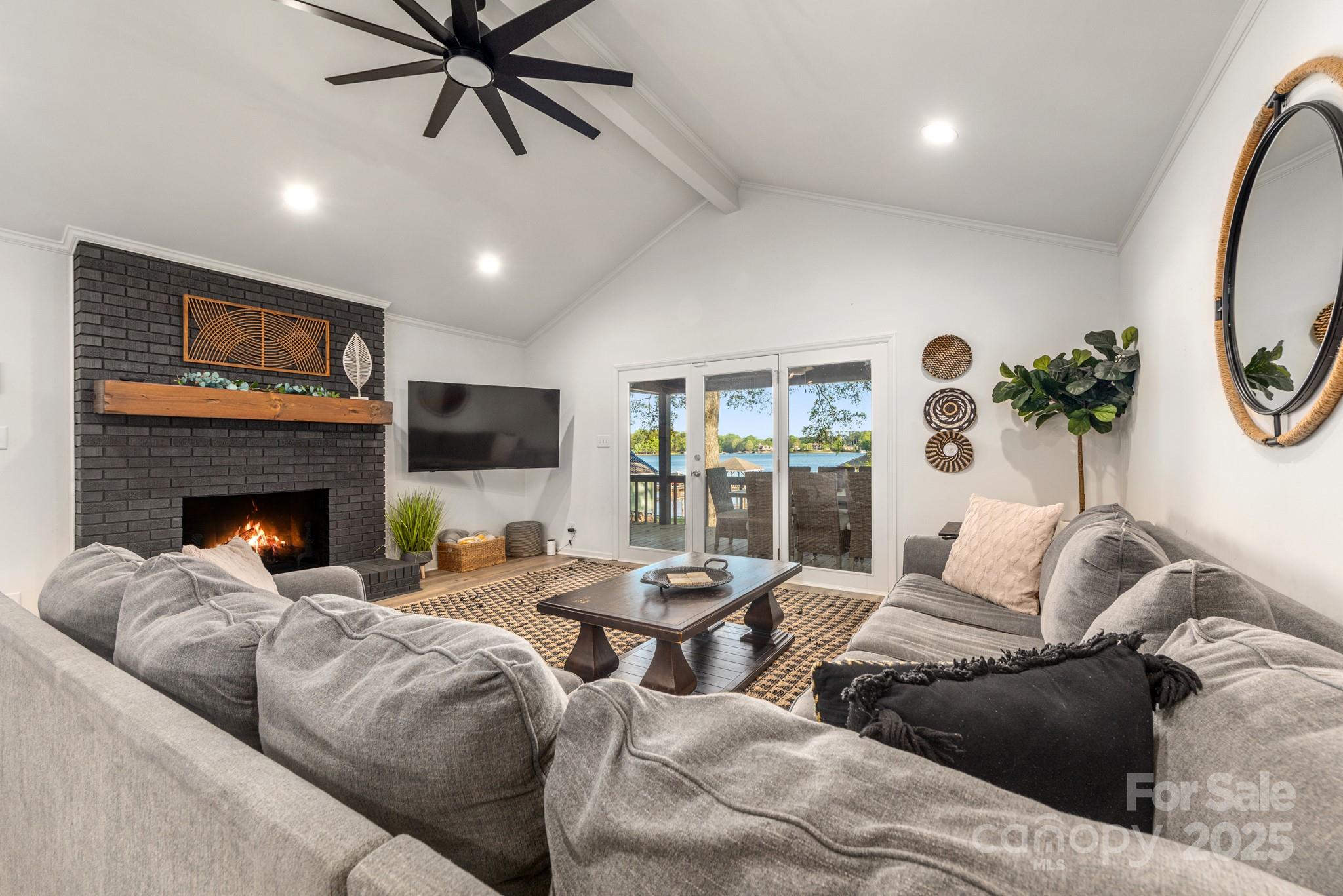 Commodore Peninsula - Residential