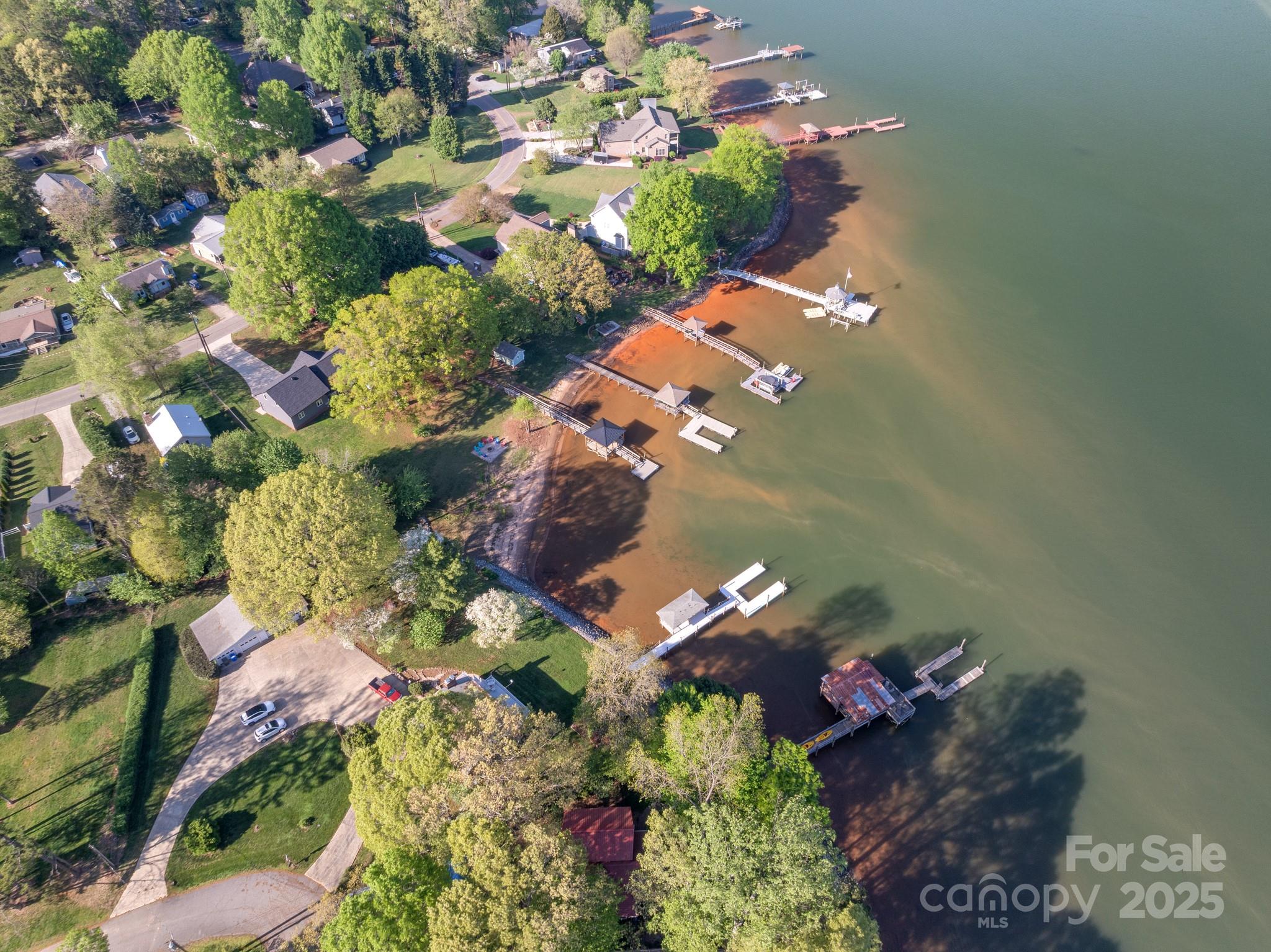 Commodore Peninsula - Residential