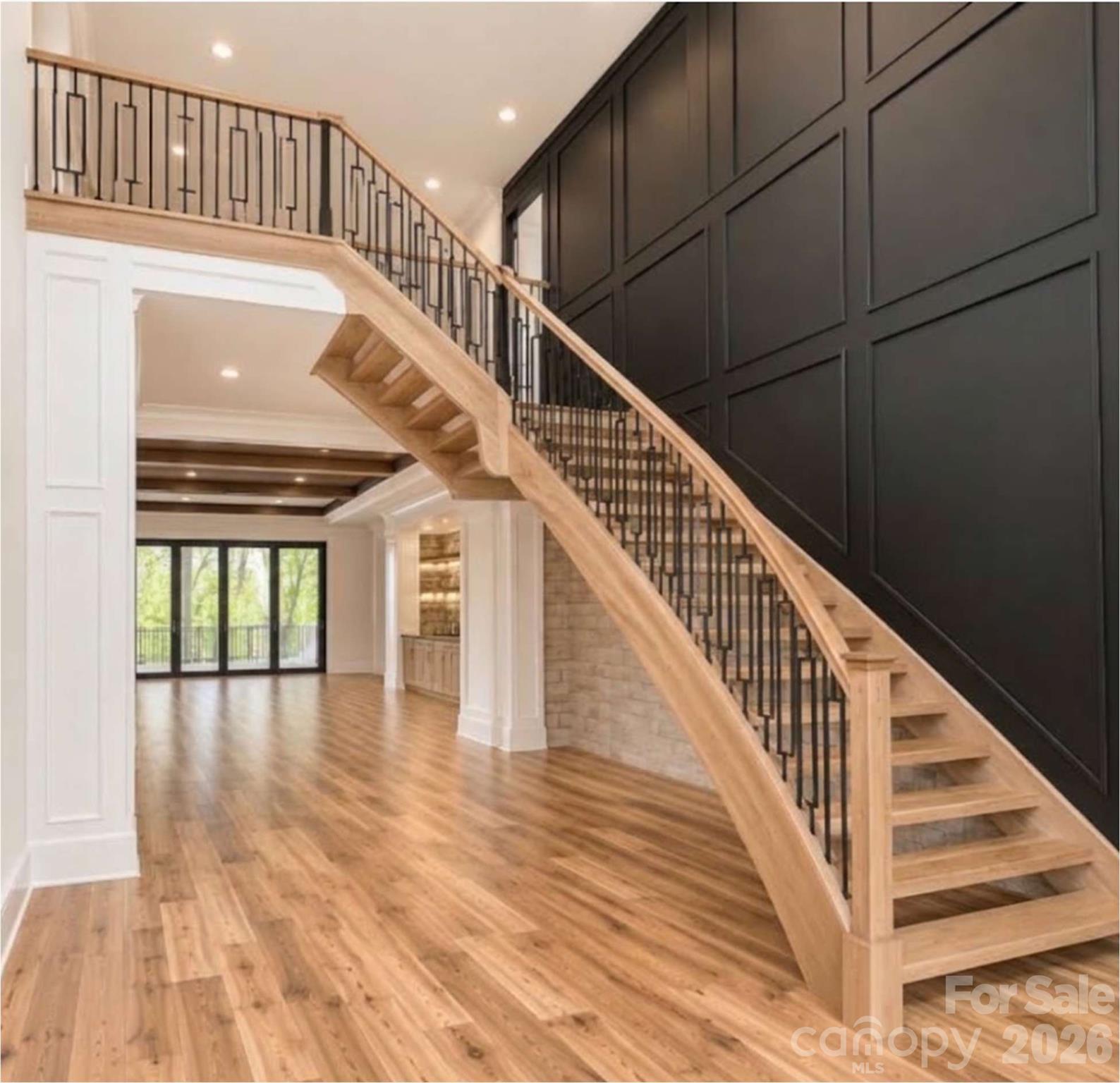 2515 Forest Lawn Drive