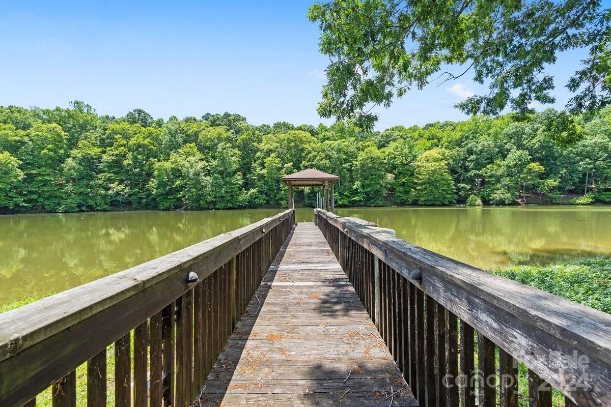 The Palisades - Residential