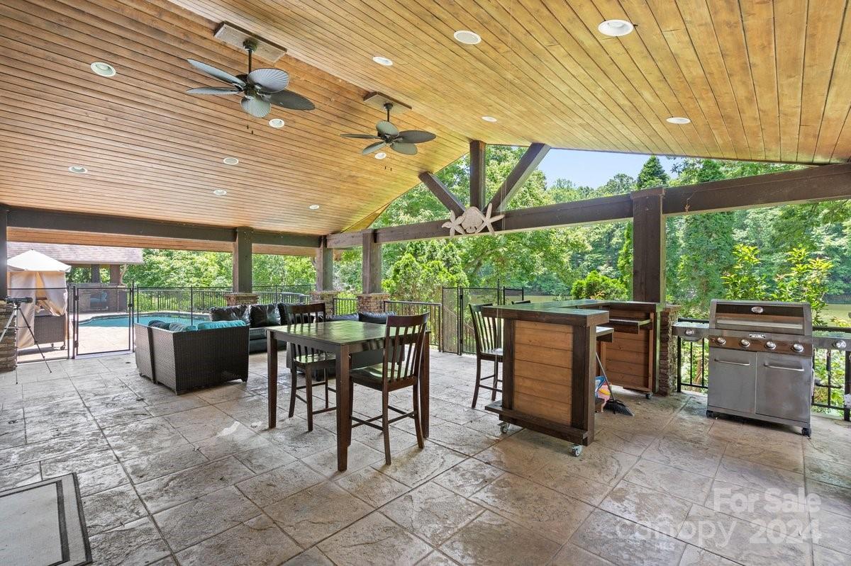 The Palisades - Residential