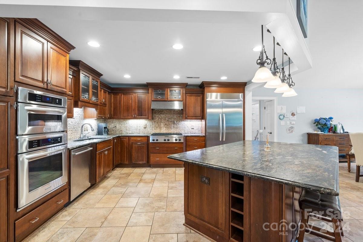 The Palisades - Residential