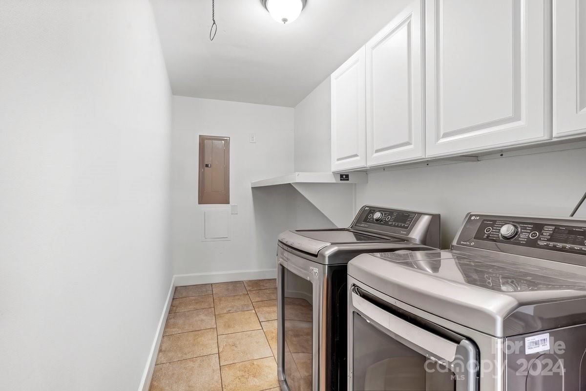 The Palisades - Residential