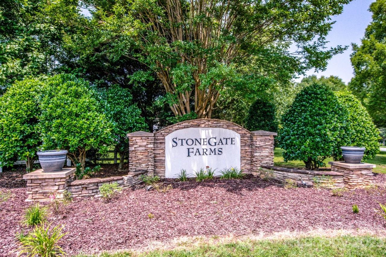 Stonegate Farms - Residential