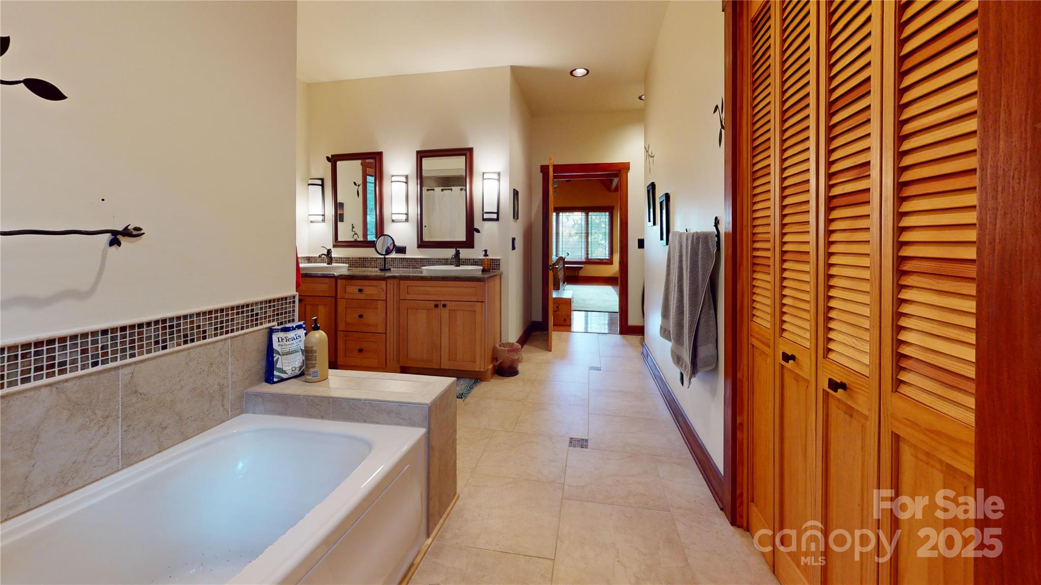 Mountain Glen - Residential