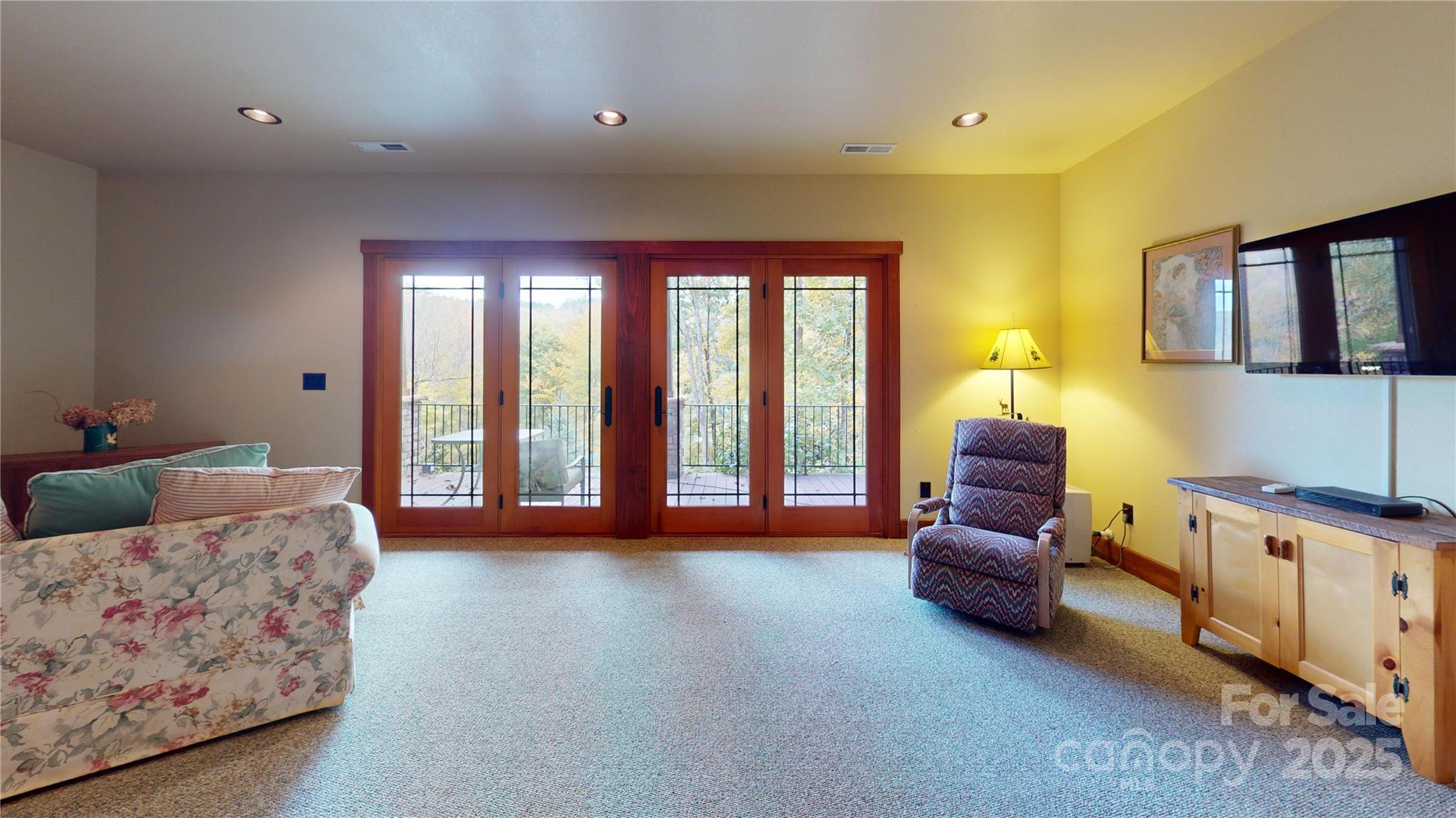 Mountain Glen - Residential