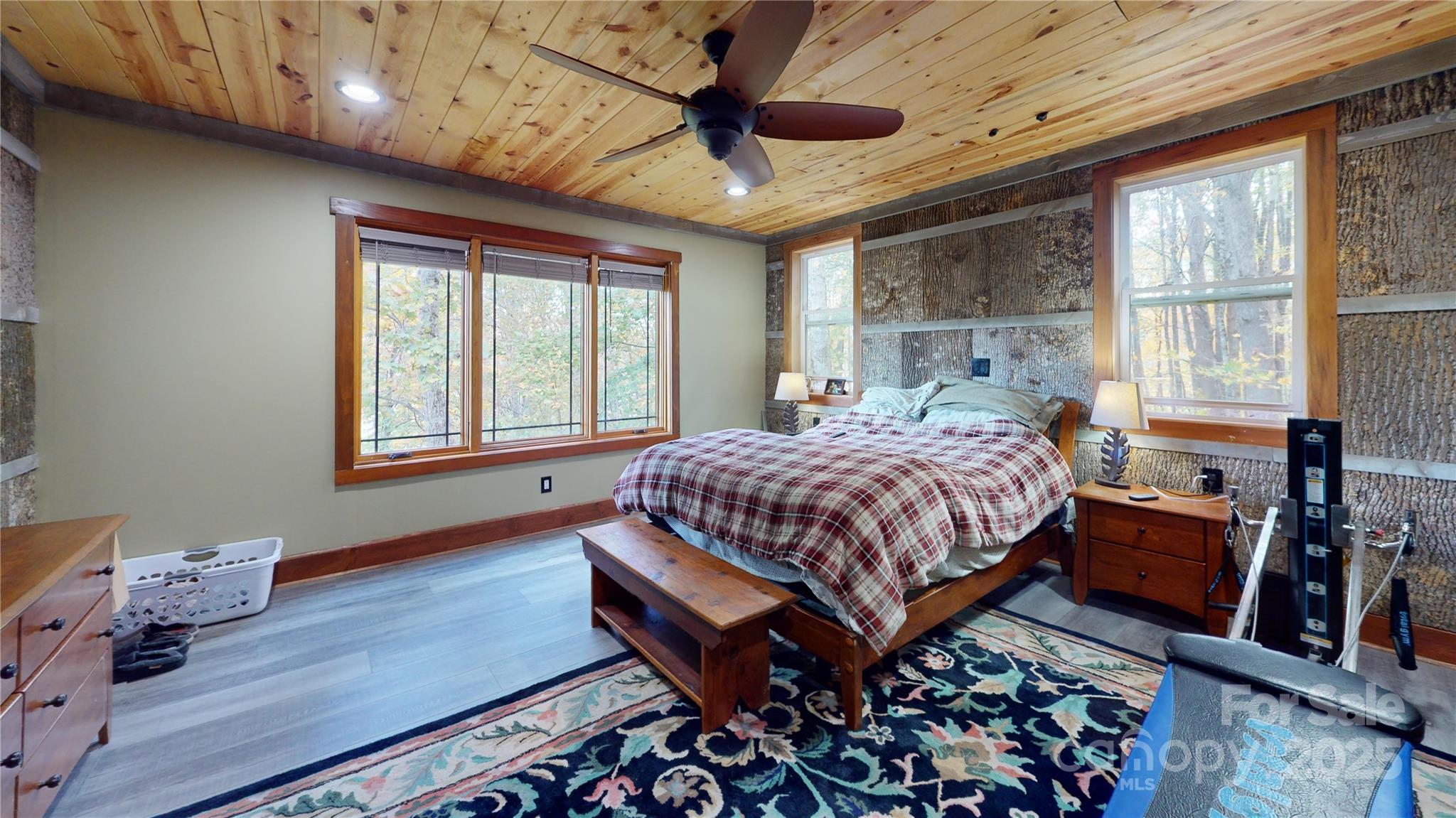 Mountain Glen - Residential