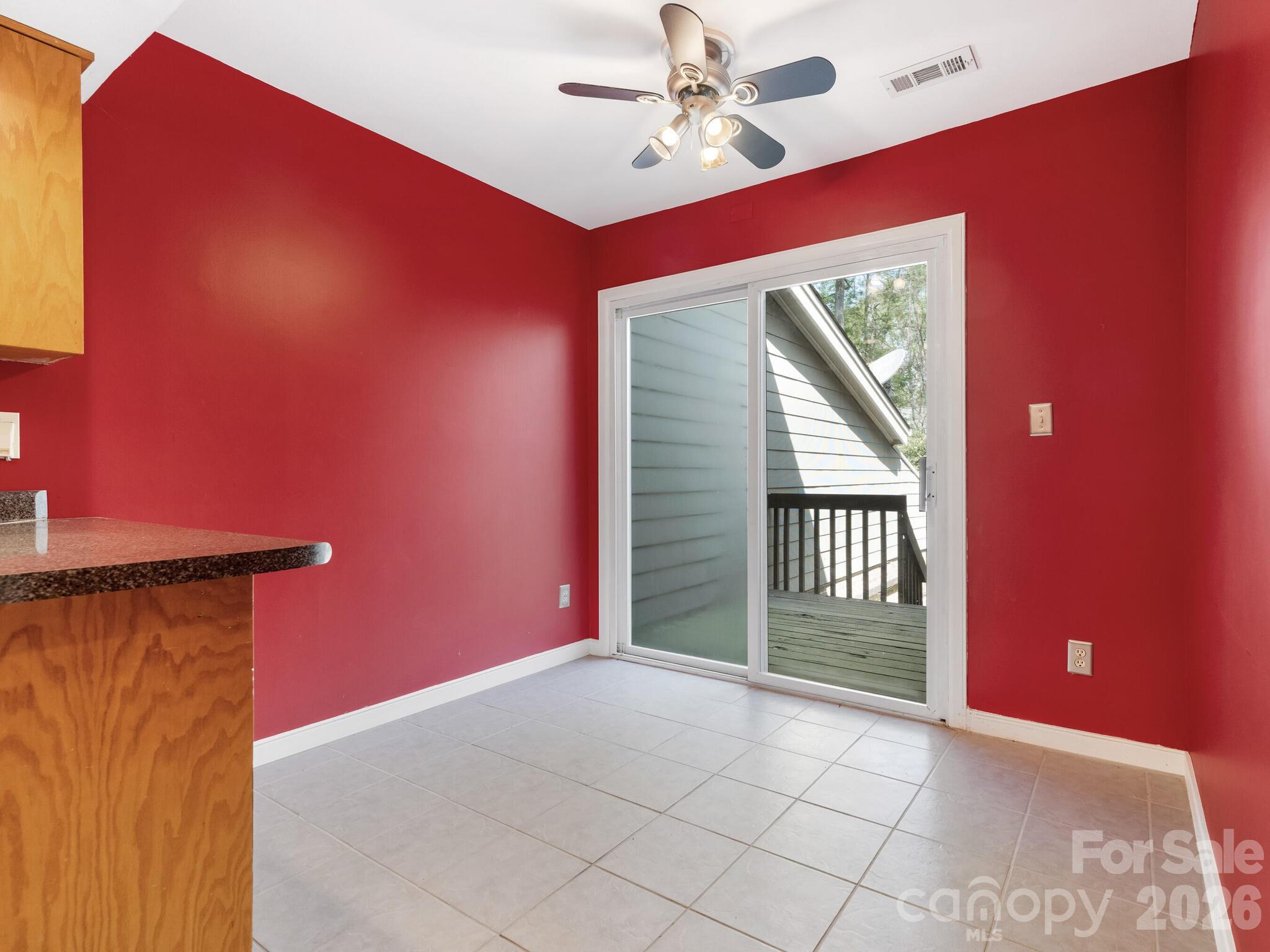 Sharon View Place - Residential