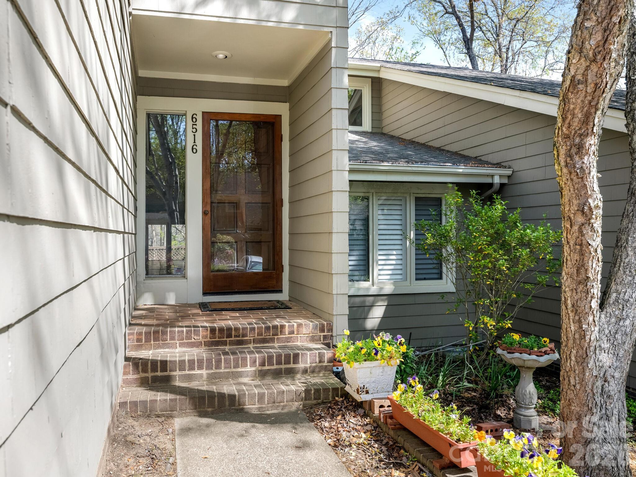 6516 Bentridge Drive